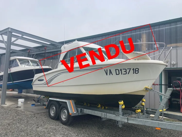Beneteau antares 650 hb