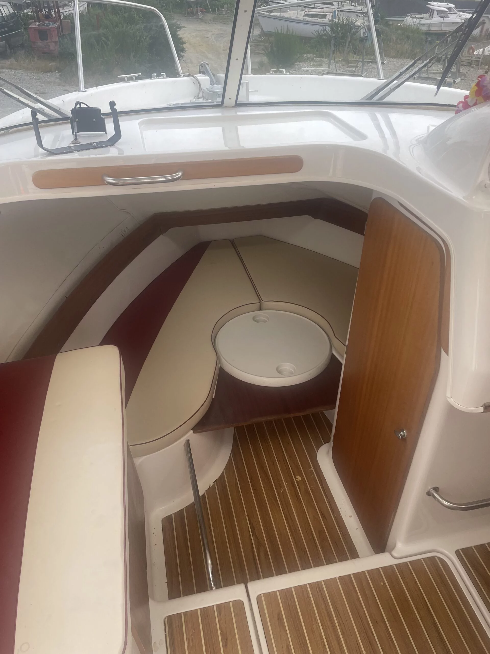 ARVOR 250AS – Image 9