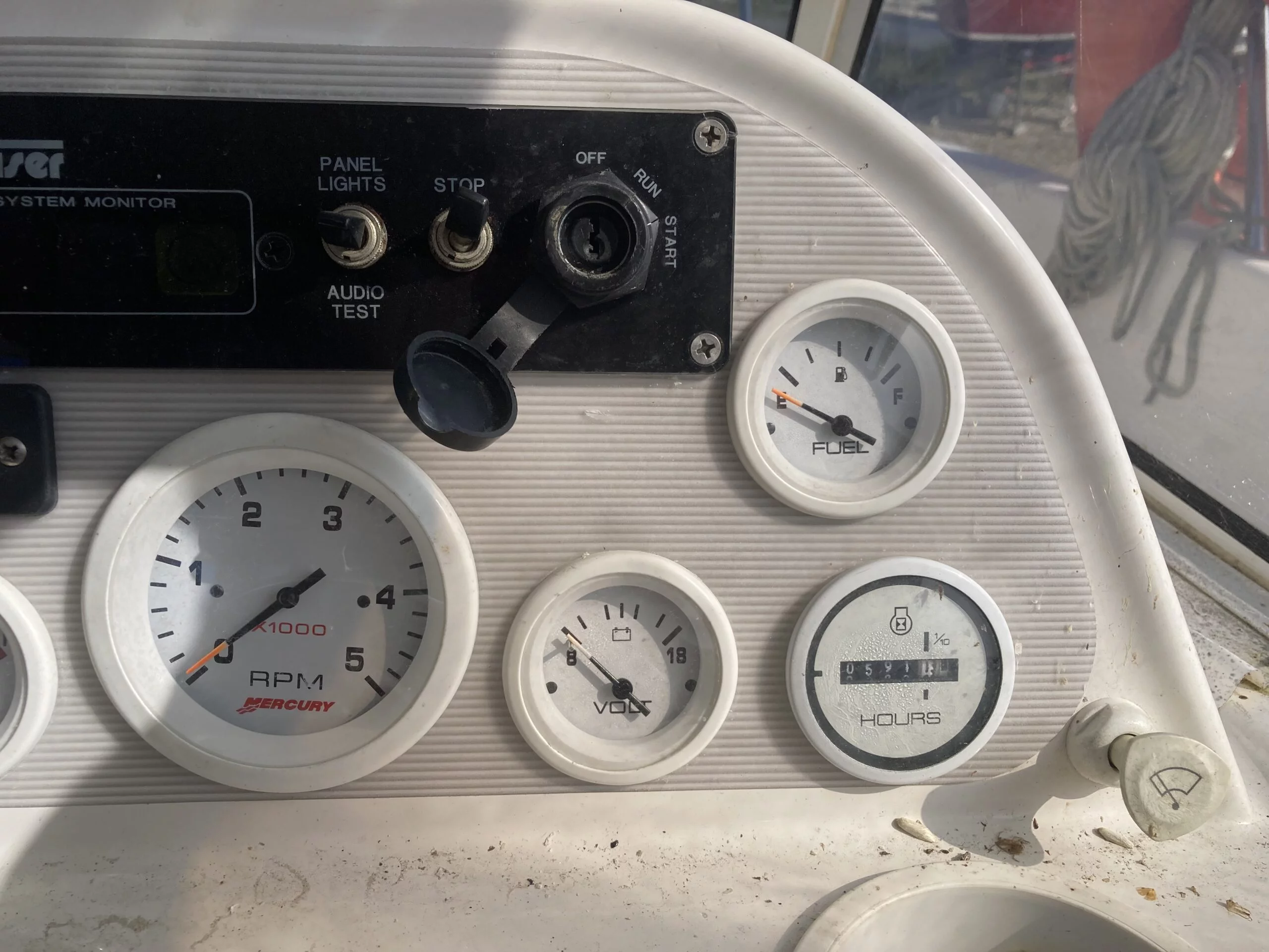 ARVOR 250AS – Image 16