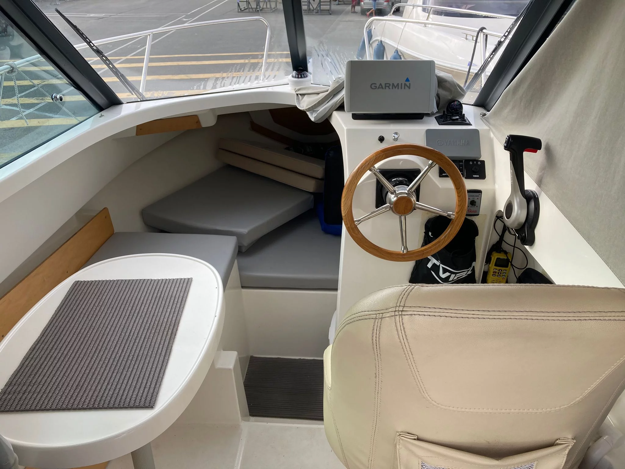 OCQUETEAU 615 TIMONIER + MOTEUR F115 BETL YAMAHA – Image 5