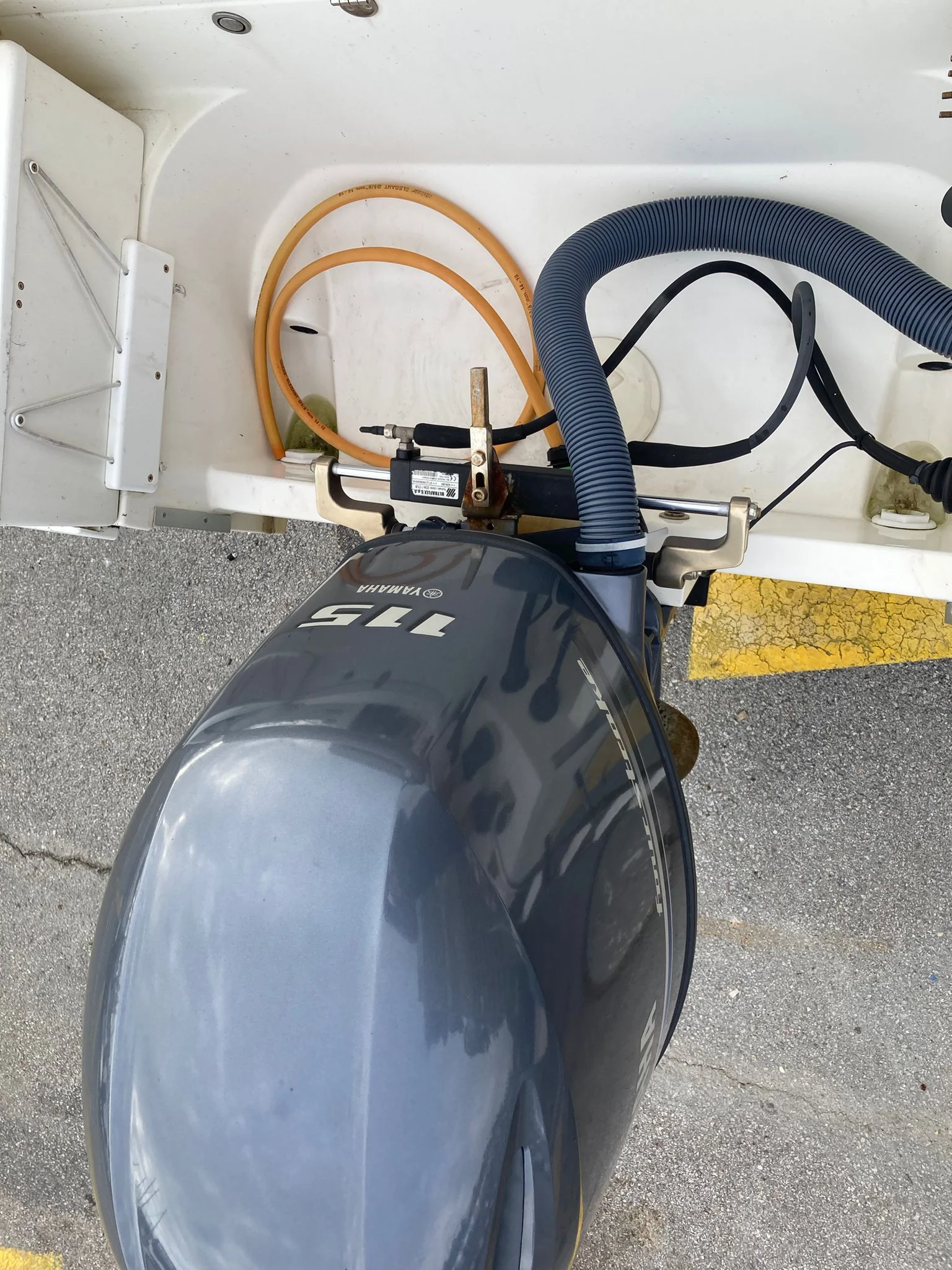 OCQUETEAU 615 TIMONIER + MOTEUR F115 BETL YAMAHA – Image 11