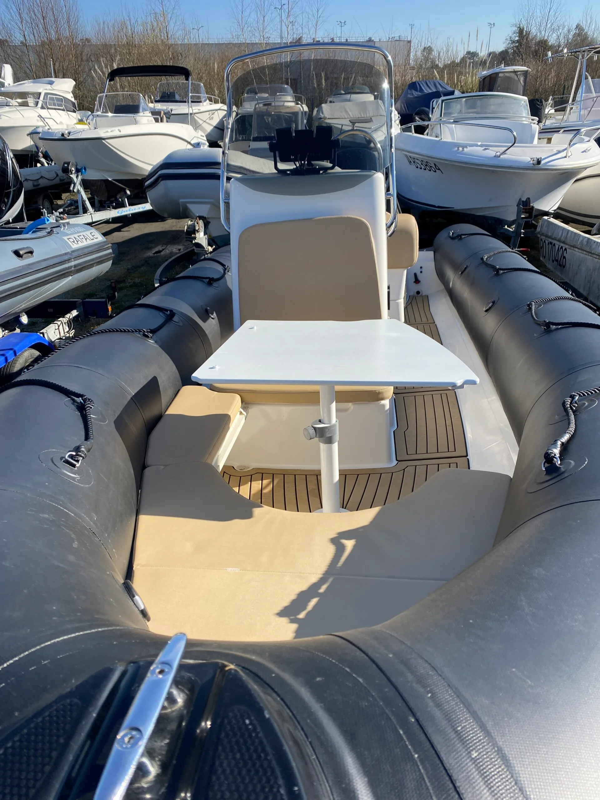 SEMI-RIGIDE BOMBARD SUNRIDER 650 + MOTEUR F115 EFI MERCUY – Image 4