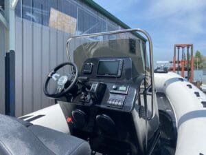 3D TENDER DREAM 6 + MOTEUR DF90 SUZUKI - Image 7