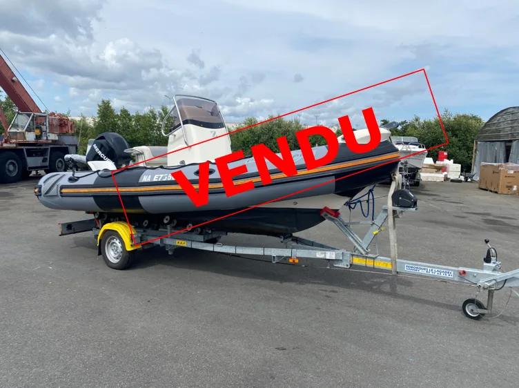 SEMI-RIGIDE ZODIAC PRO OPEN 550 D'OCCASION + MOTEUR F115 EFI MERCURY