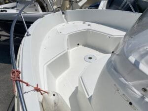 JEANNEAU CAP CAMARAT 5.5CC STYLE + MOTEUR F100 YAMAHA - Image 9