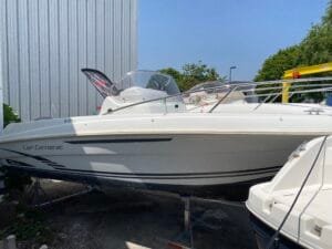 JEANNEAU CAP CAMARAT 5.5CC STYLE + MOTEUR F100 YAMAHA - Image 12