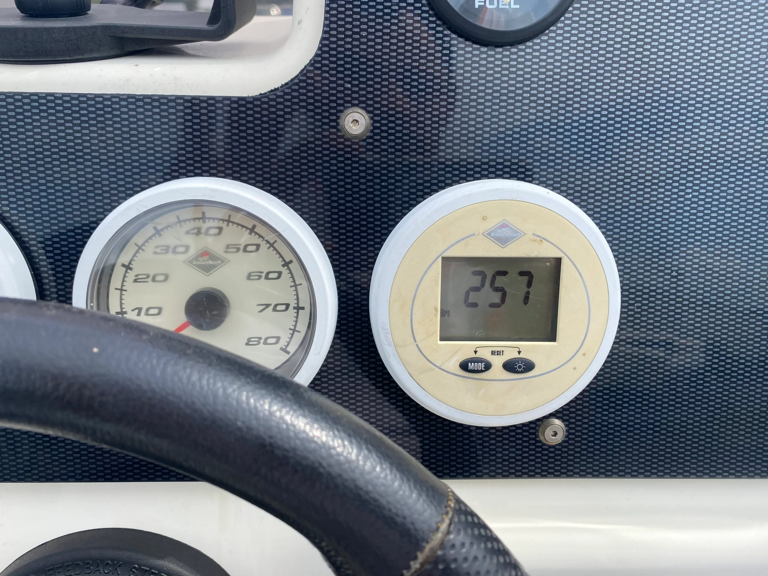 SEMI-RIGIDE ZODIAC PRO OPEN 550 D'OCCASION + MOTEUR F115 EFI MERCURY – Image 11