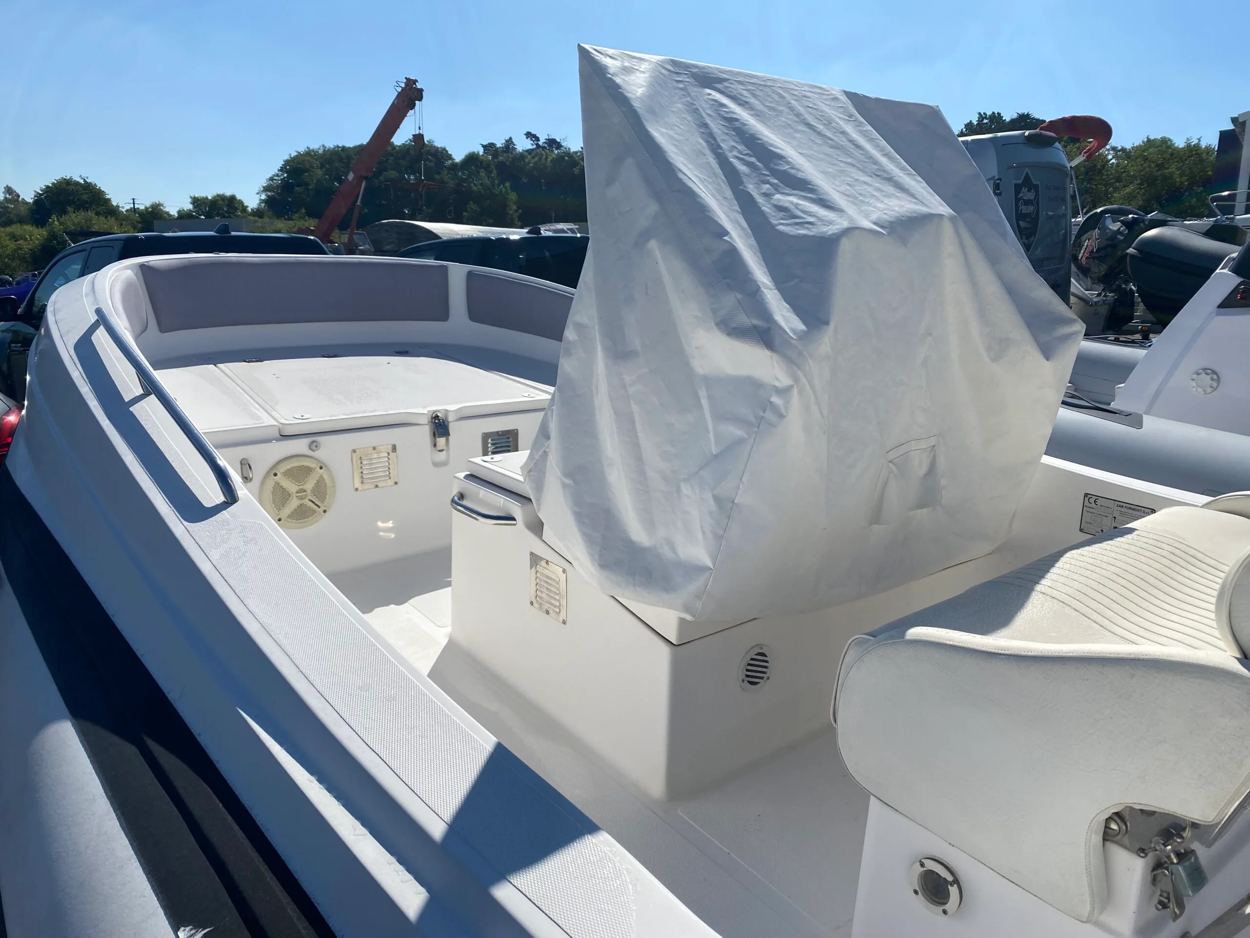 ZAR 57 WELLDECK + MOTEUR 150CV VERADO MERCURY – Image 3