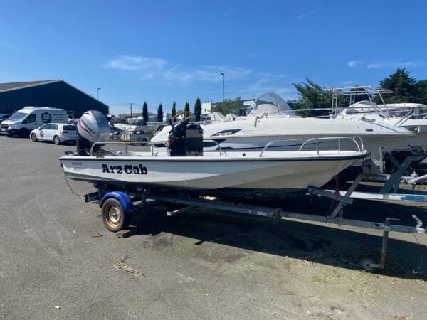 BATEAU BOSTON WWHALER 15 + MOTEUR 60CV MARINER