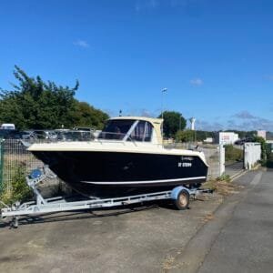 GUYMARINE EVADA 640 + MOTEUR DF115 SUZUKI