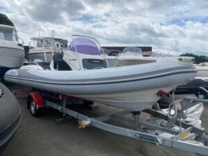 GRAND GOLDEN LINE 5810 + MOTEUR BF100 HONDA – Image 2